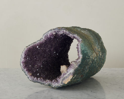 AMETHYST GEODE WITH QUARTZ FORMATIONS
